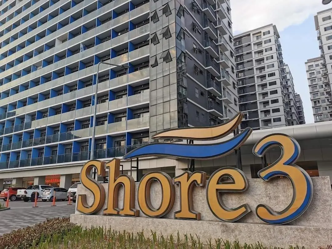 Shore 3 Residence Mao Manila 0*,