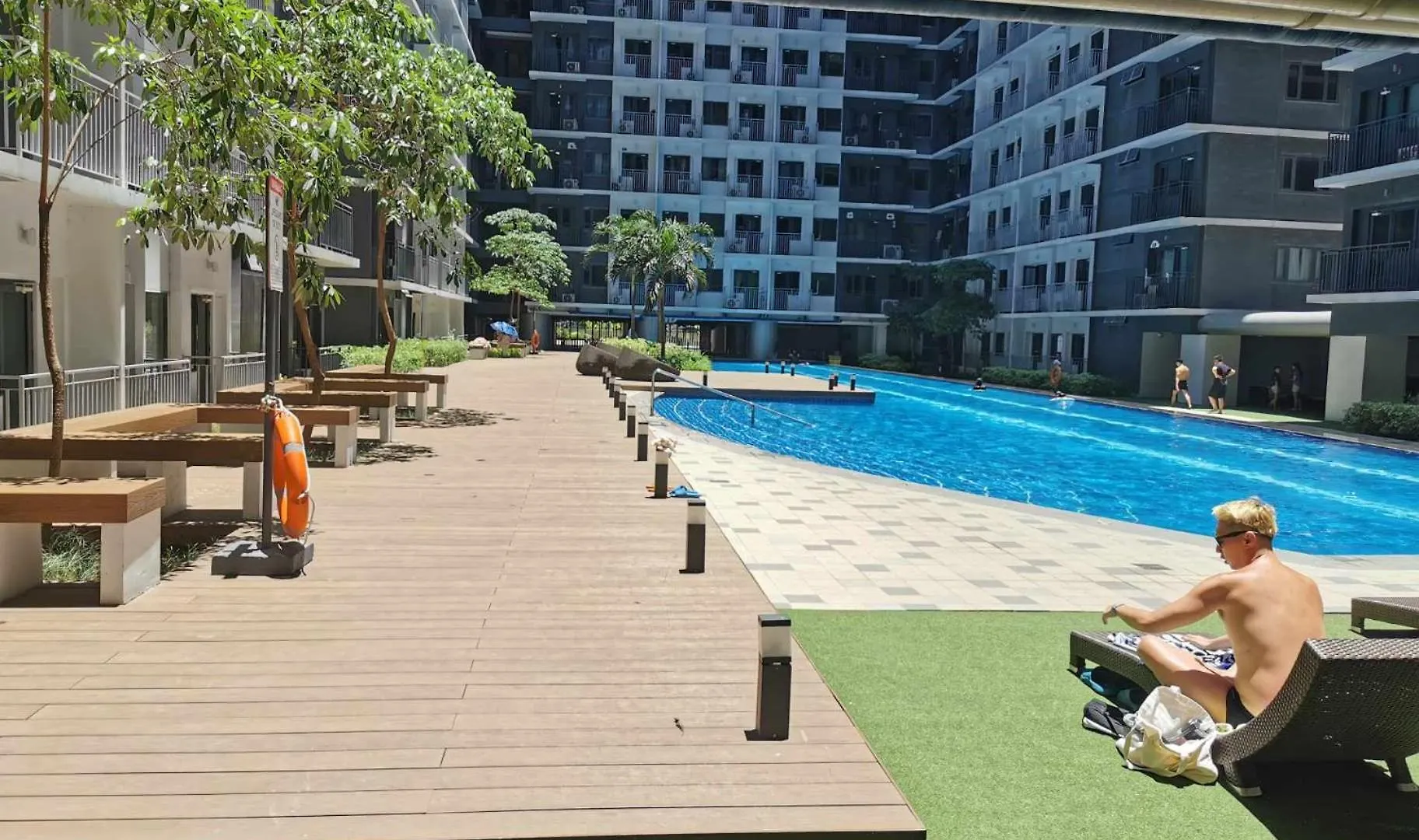 Apartment Shore 3 Residence Mao Manila