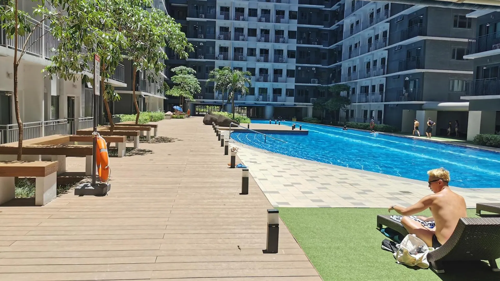 Shore 3 Residence Mao Manila Philippines