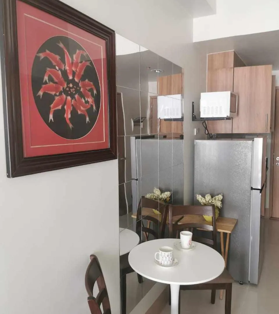 Shore 3 Residence Mao Manila 0*,